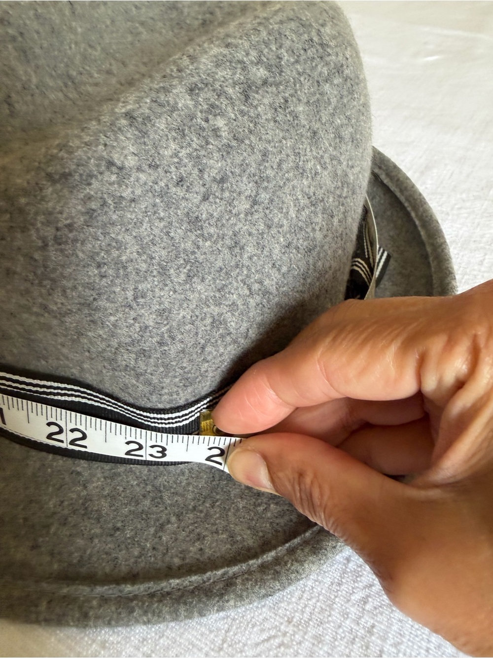 Goorin Monique Heritage Style 100% Wool Fedora with Striped Band - Picture 6 of 7